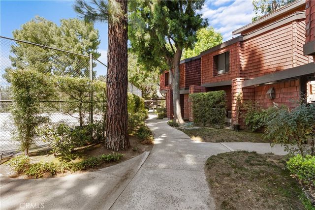 348 S Prospectors 6, Diamond Bar, CA 91765