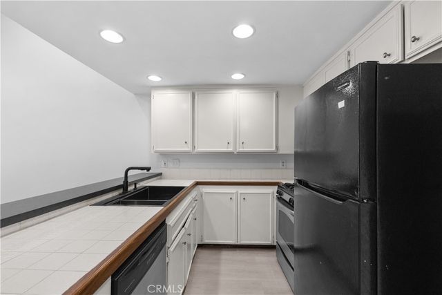 348 S Prospectors 6, Diamond Bar, CA 91765