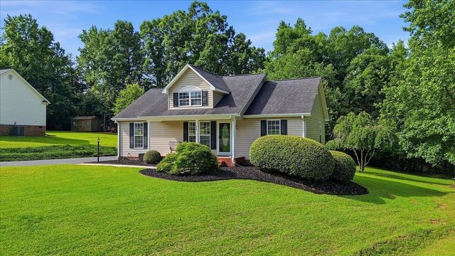 535 Wind Crest Drive, Inman, SC 29349