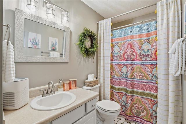 535 Wind Crest Drive, Inman, SC 29349