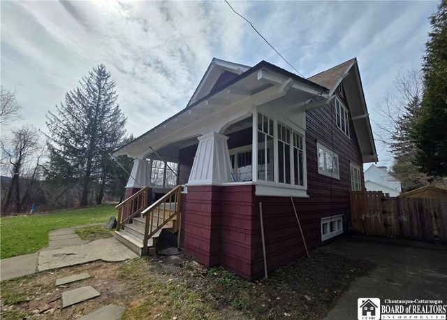 23 South Franklin Street, New Albion, NY 14719