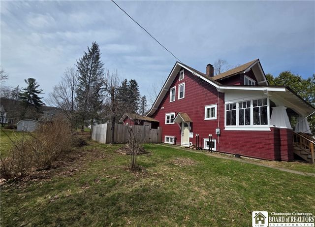 23 South Franklin Street, New Albion, NY 14719