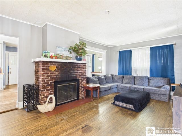 23 South Franklin Street, New Albion, NY 14719