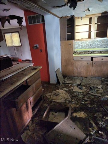 308 N 6th Street, Cambridge, OH 43725