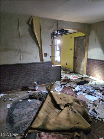 308 N 6th Street, Cambridge, OH 43725