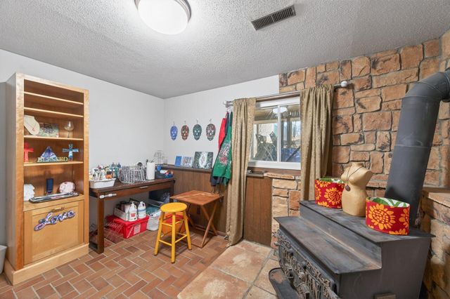 434 Wheelock Parkway E, Saint Paul, MN 55130