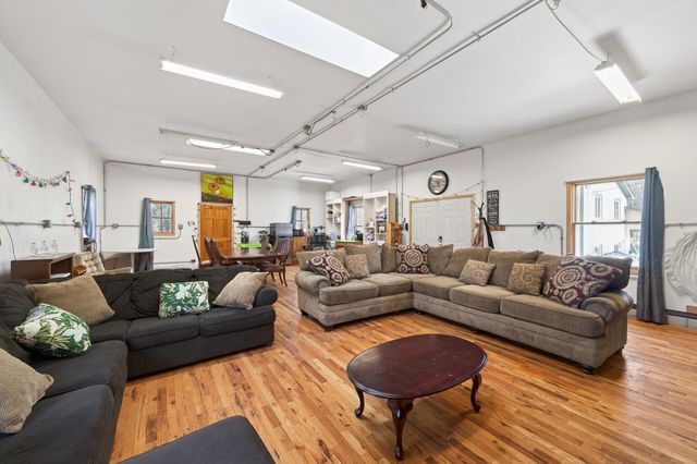 434 Wheelock Parkway E, Saint Paul, MN 55130