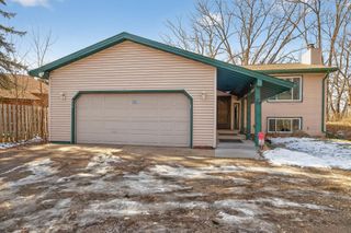 434 Wheelock Parkway E, Saint Paul, MN 55130