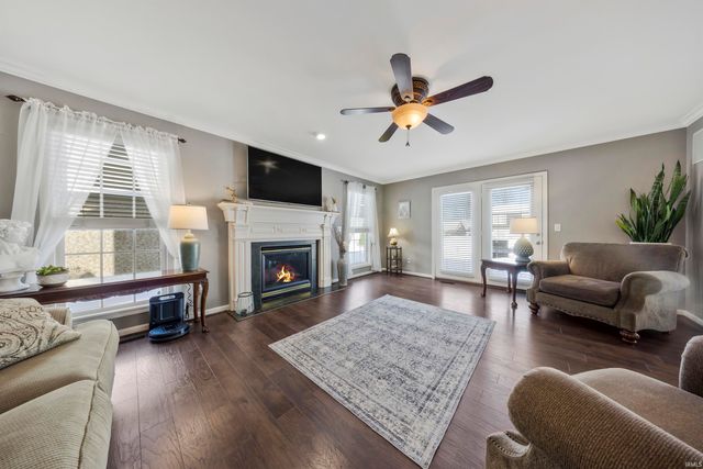 4350 Wynbrooke Court, Newburgh, IN 47630