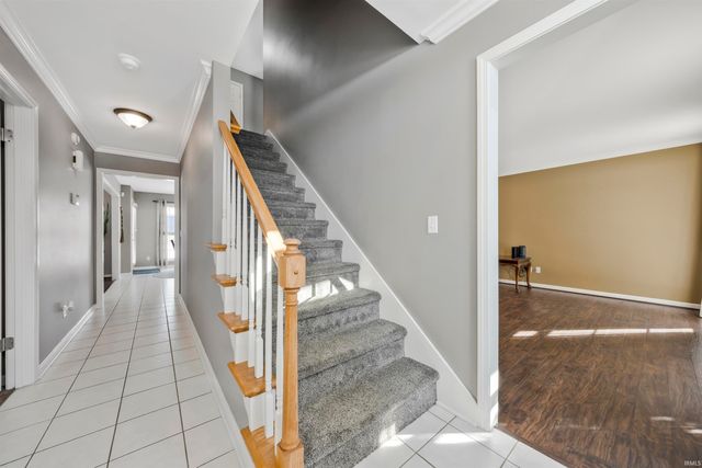 4350 Wynbrooke Court, Newburgh, IN 47630