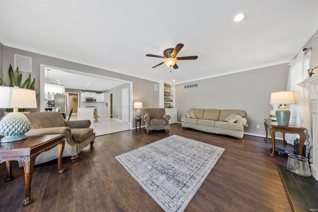 4350 Wynbrooke Court, Newburgh, IN 47630