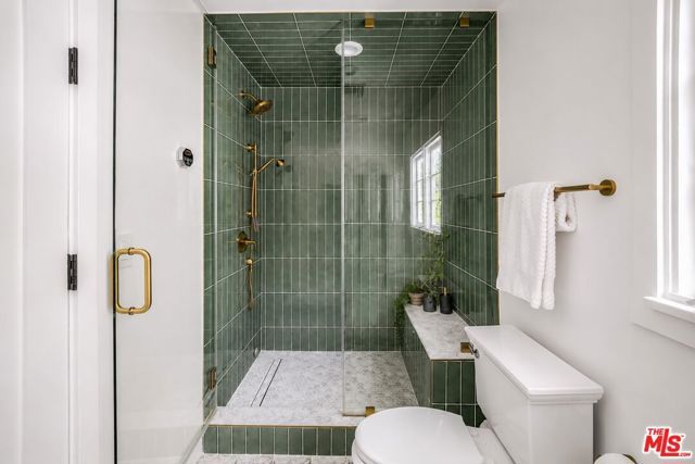 3891 Sepulveda Boulevard, Sherman Oaks, CA 91403