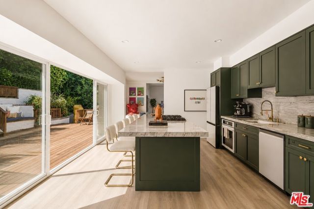 3891 Sepulveda Boulevard, Sherman Oaks, CA 91403