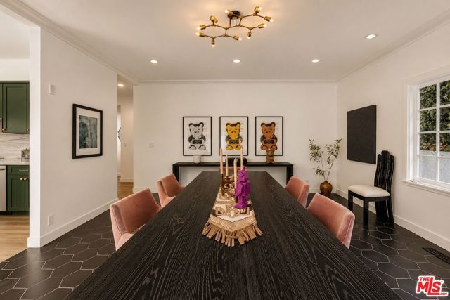 3891 Sepulveda Boulevard, Sherman Oaks, CA 91403