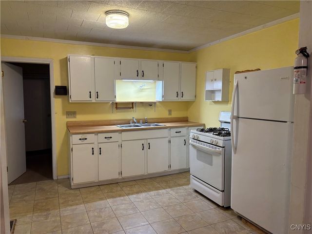 132 East 4th Street, Oswego, NY 13126