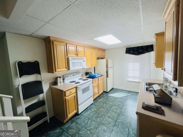 4605 Rivers Edge Drive, Gainesville, GA 30506