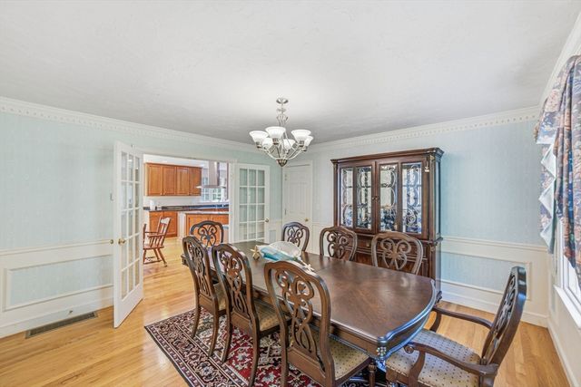 85 Cedarwood Rd, Boxborough, MA 01719