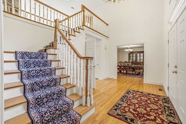85 Cedarwood Rd, Boxborough, MA 01719