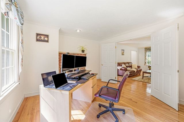 85 Cedarwood Rd, Boxborough, MA 01719