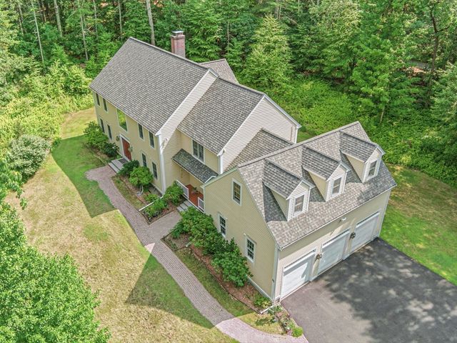 85 Cedarwood Rd, Boxborough, MA 01719