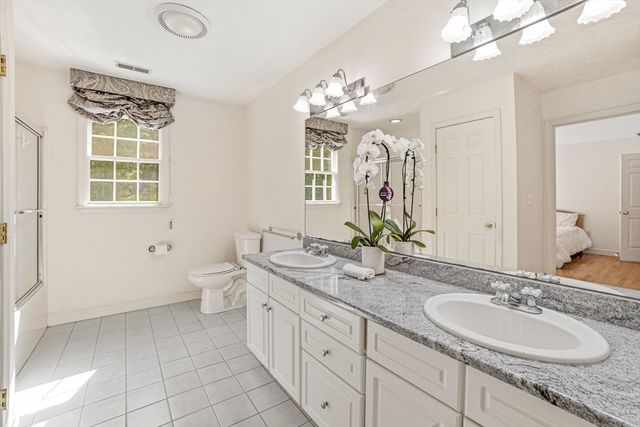 85 Cedarwood Rd, Boxborough, MA 01719