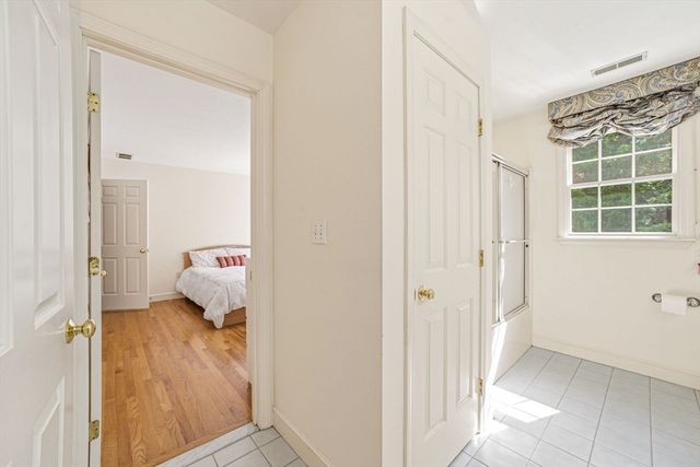 85 Cedarwood Rd, Boxborough, MA 01719