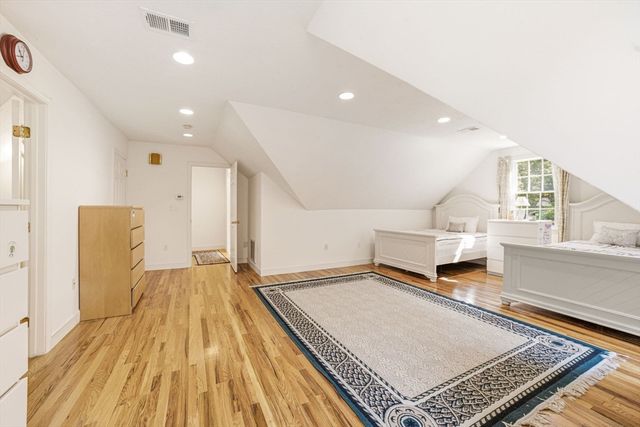 85 Cedarwood Rd, Boxborough, MA 01719