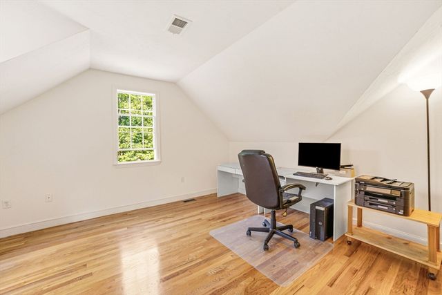 85 Cedarwood Rd, Boxborough, MA 01719
