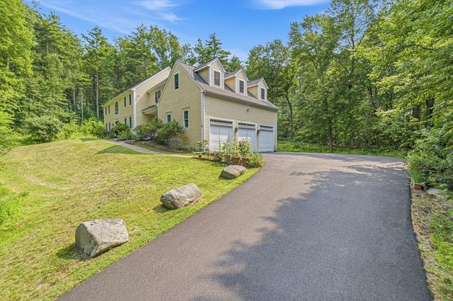 85 Cedarwood Rd, Boxborough, MA 01719