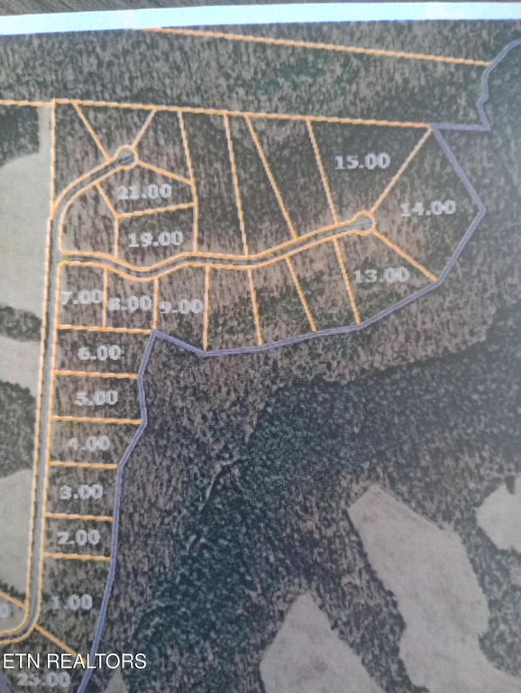 Catoosa Ridge Drive, Crossville, TN 38571