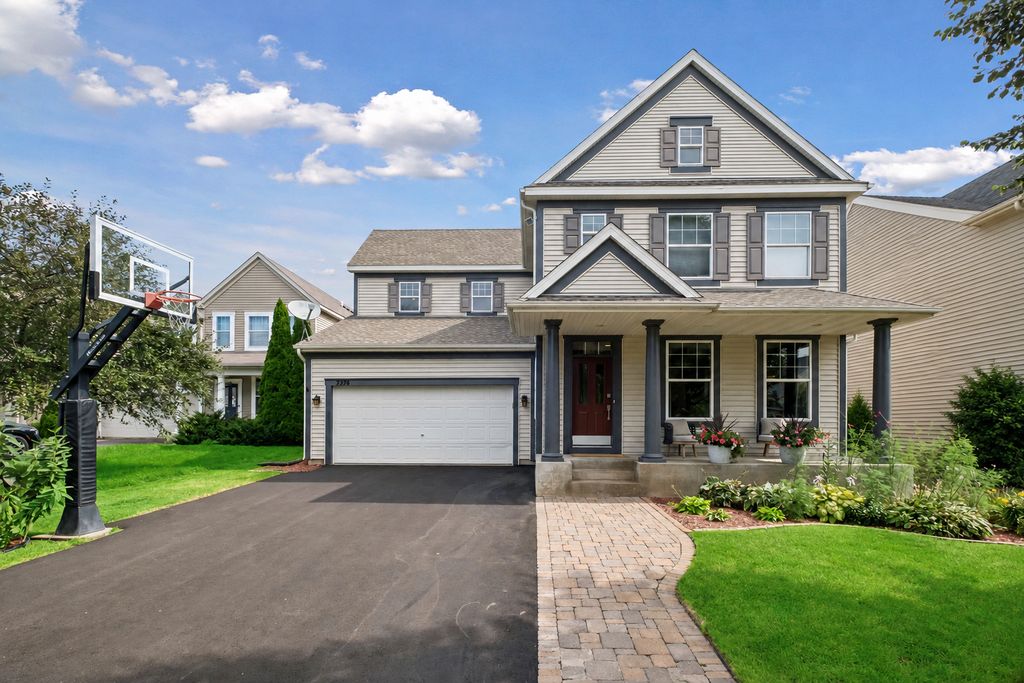 2374 Molnau Court, Chaska, MN 55318 — photo 4