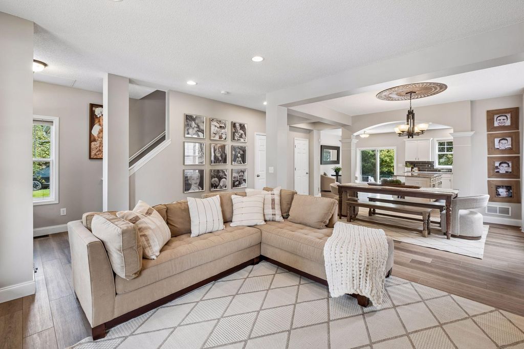 2374 Molnau Court, Chaska, MN 55318 — photo 5