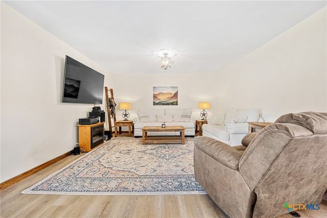 370 County Road 3106, Kempner, TX 76539