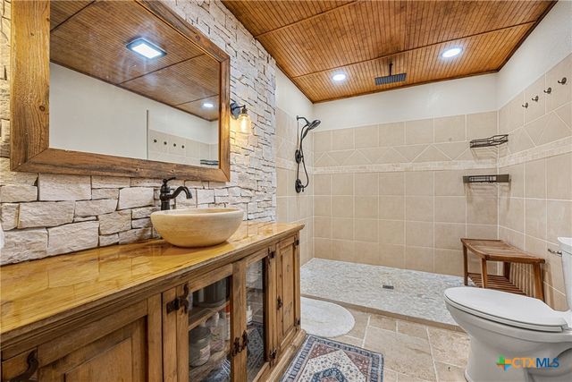 370 County Road 3106, Kempner, TX 76539