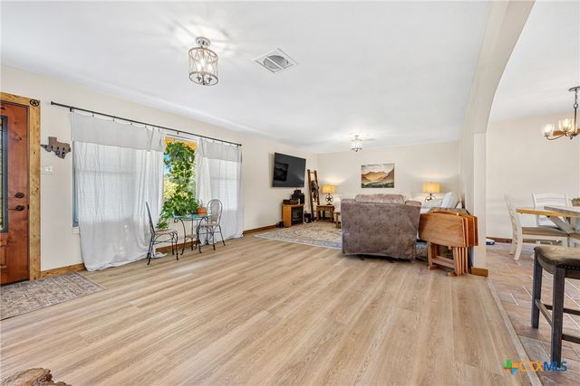 370 County Road 3106, Kempner, TX 76539
