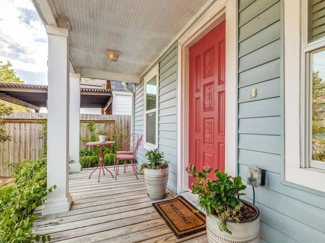 5110 Cochran Street, Houston, TX 77009