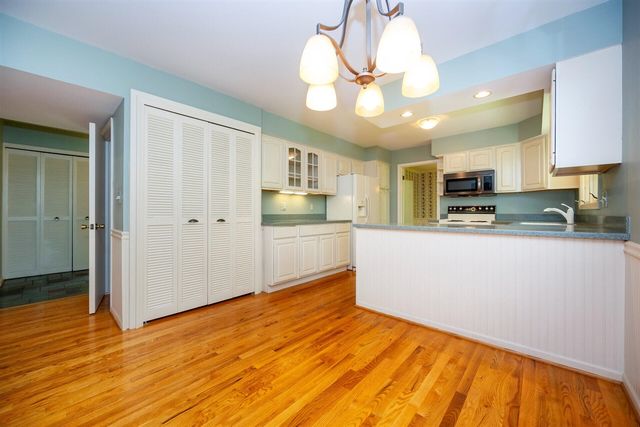 1516 Bardstown Trail, Ann Arbor, MI 48105