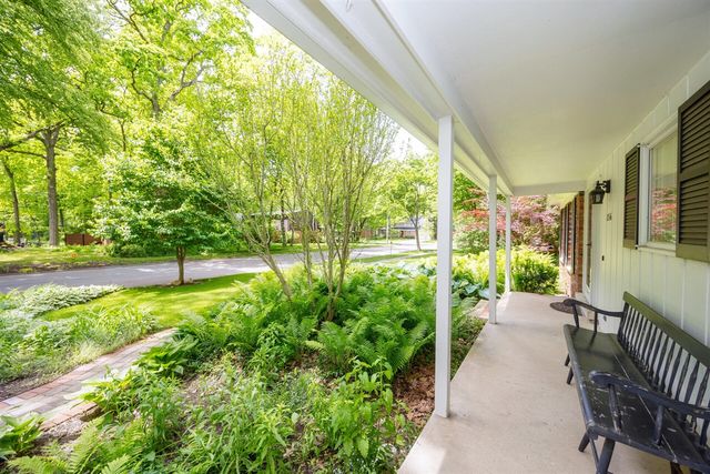1516 Bardstown Trail, Ann Arbor, MI 48105