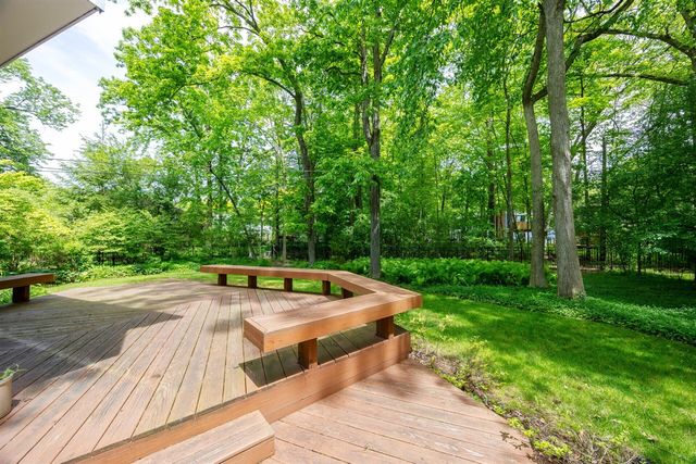 1516 Bardstown Trail, Ann Arbor, MI 48105