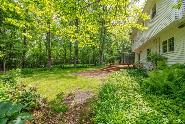 1516 Bardstown Trail, Ann Arbor, MI 48105
