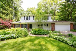 1516 Bardstown Trail, Ann Arbor, MI 48105