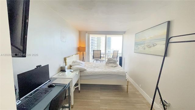 1717 N Bayshore Drive A-1951, Miami, FL 33132