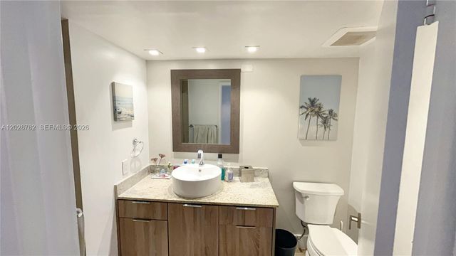 1717 N Bayshore Drive A-1951, Miami, FL 33132