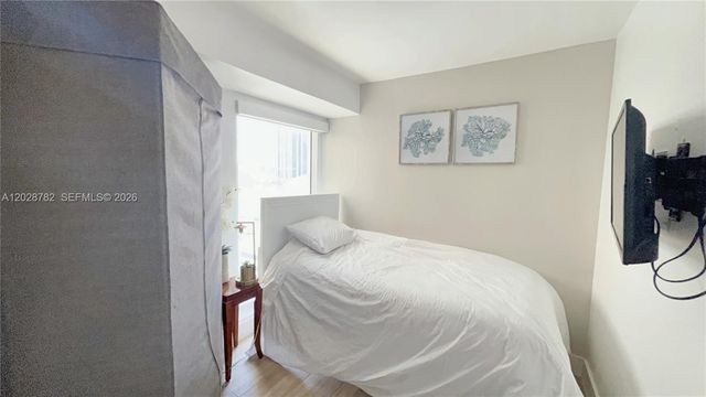 1717 N Bayshore Drive A-1951, Miami, FL 33132
