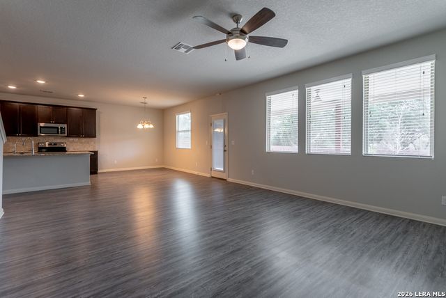 8211 Broussard, San Antonio, TX 78253