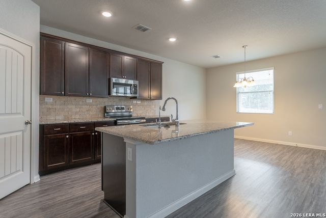 8211 Broussard, San Antonio, TX 78253