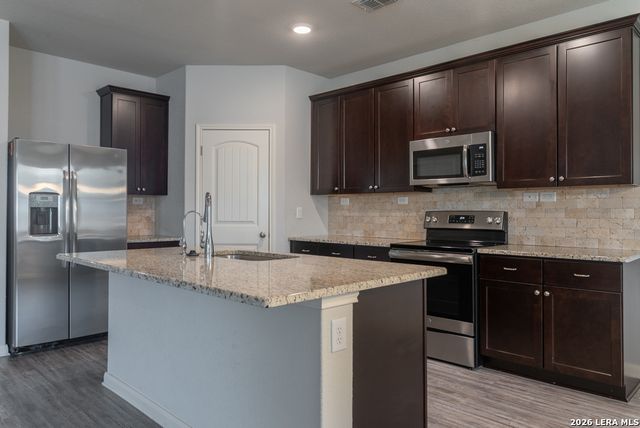 8211 Broussard, San Antonio, TX 78253