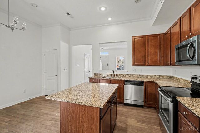 1443 Laurel Park Drive, Cincinnati, OH 45214