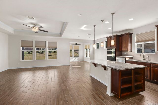 13215 Triple X, San Antonio, TX 78253