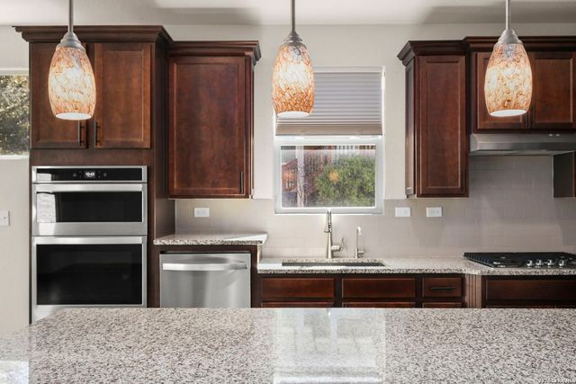 13215 Triple X, San Antonio, TX 78253